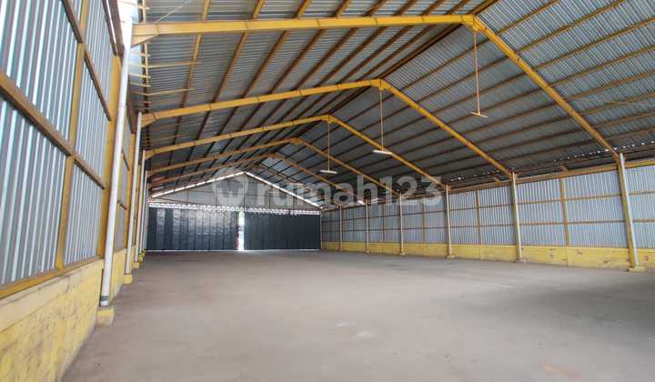 Ready-to-Use Warehouse Space