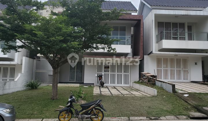 Rumah mewah di cluster depan Sentul city Rumah mewah di cluster depan Sentul city