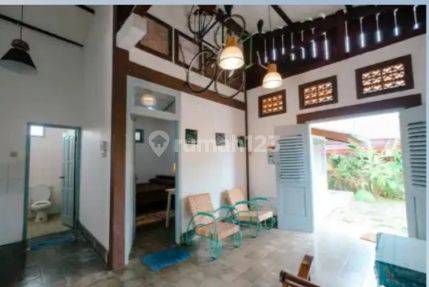 Rumah Lama Lokasi Di Tengah Kota Yogyakarta  1