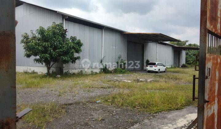 Gudang Siap Pakai di Yogyakarta  1
