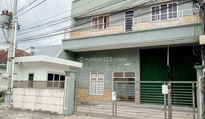 Rumah Tengah Kota Cocok Buat Kantor dan Gudang di Yogyakarta  2