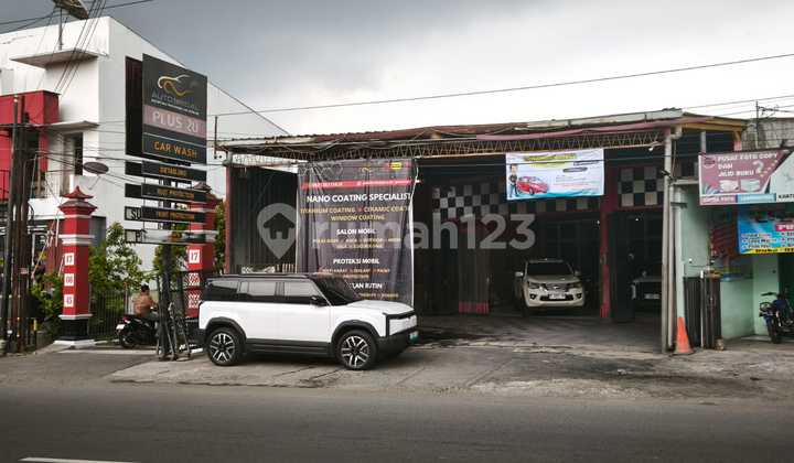Strategic Car Wash by the Main Roadside in Banyumanik, Semarang 1