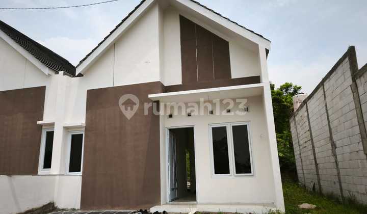 Affordable House with Garden View in Ngaliyan Semarang 2