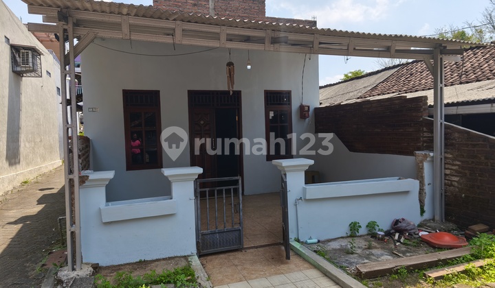 Rumah Minimalis Sederhana di Banyumanik Semarang 1