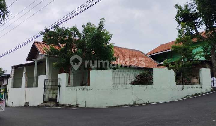 Rumah Pojok Murah di Sri Rejeki Manyaran Semarang 1