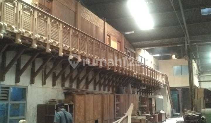 Container Access Warehouse Ex Furniture in Simongan Semarang 2