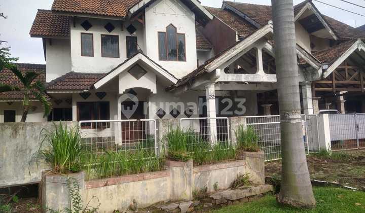 House Location on the Main Road Edge, Kemang Pratama, Bekasi