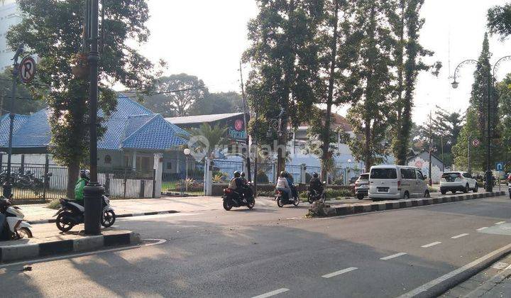 Rumah MURAH Hitung Tanah di Jalan Ir H Juanda Dago Bandung  1