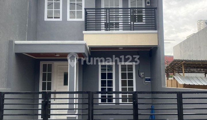 Rumah Baru 2 Lantai Kodau Jatimekar Dekat Tol Jatiwarna