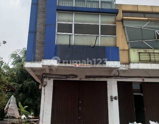 Ruko Hook 3 Lantai Murah Grand Wisata Bekasi 1