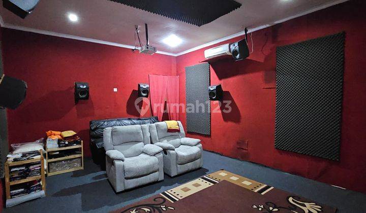 Ruko 3 Lantai Strategis Hook Grand Wisata Bekasi  2