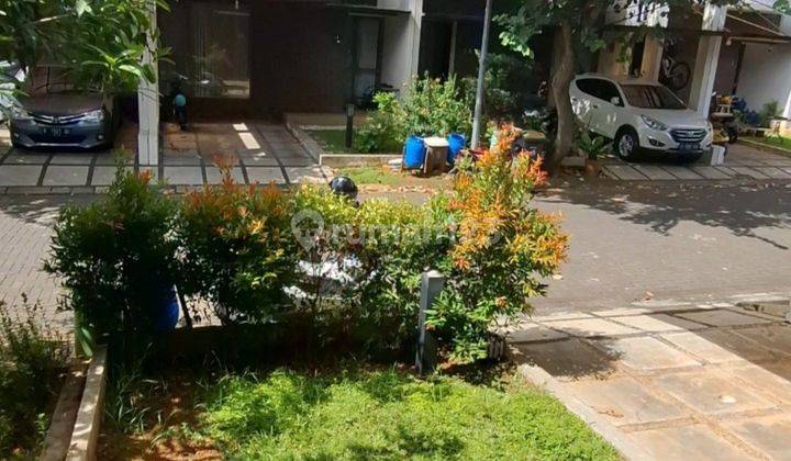 Disewakan Rumah 2 Lantai dibelakang Lapangan Golf Pondok Cabe