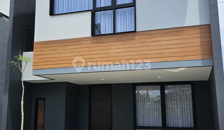 Rumah dengan konsem Jepang 3KT & 2KM di belakang Mall The Park