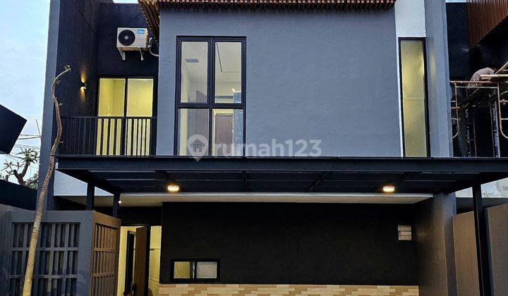 Beverlyne Park Rumah 3 Lantai + Rooftop di Pondok Cabe 1