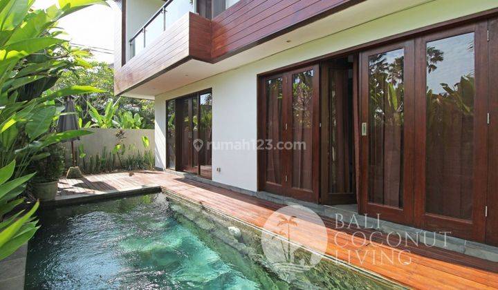 Villa Emerald 2e 2 + 1 Bdr Walking Distance To The Beach 1