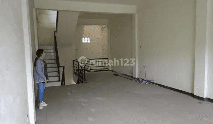 Ruko 3 Jejer di Nol Jalan Raya Dupak dekat Pusat Grosir Surabaya Ps. Turi dan akses Toll Dupak 2