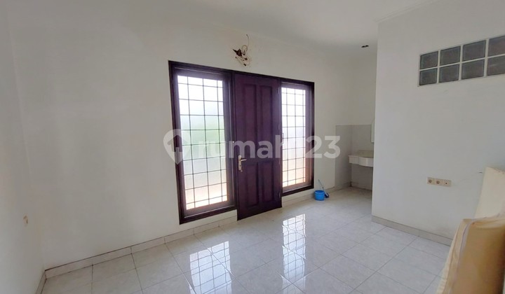 Ready-to-Occupy Pakuwon Indah House at the Lowest Price 2