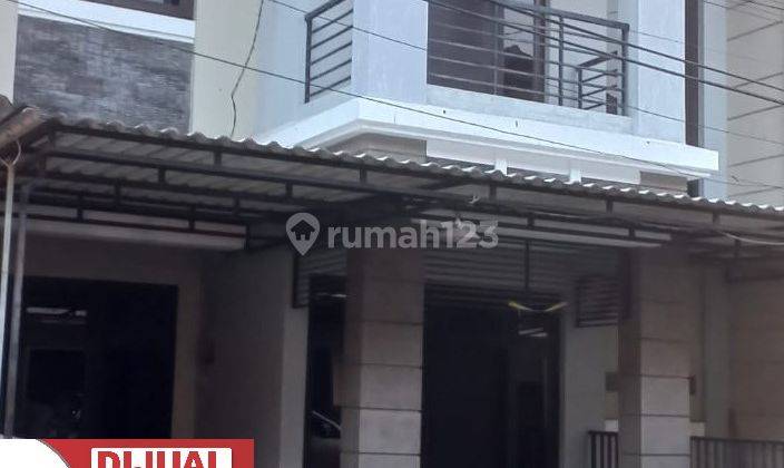 Rumah 2 Lantai Siap Huni di Manyar Tirtoyoso Utara Lokasi Strategis Dan One Gate 1