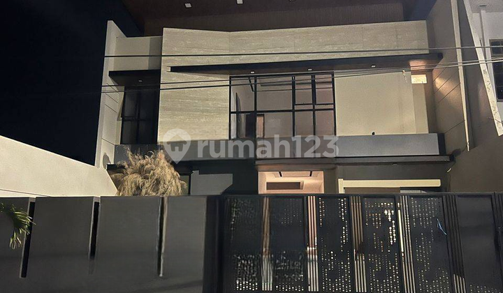 Rumah 2 lantai Baru Gress, Design Modern Estetik di Lingkungan Elite Kertajaya Indah 2