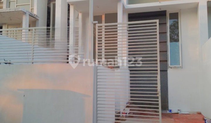 This is Cheap !! Flash Sale for Ready-to-Occupy Tourist Homes in Bukit Sentul, Lawang - Malang