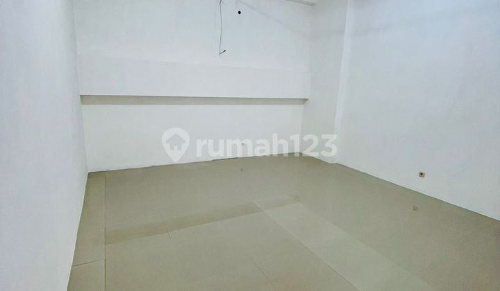 Office SHM di Merr, Parkir Gampang & Siap Pakai Office SHM di Merr, Parkir Gampang & Siap Pakai