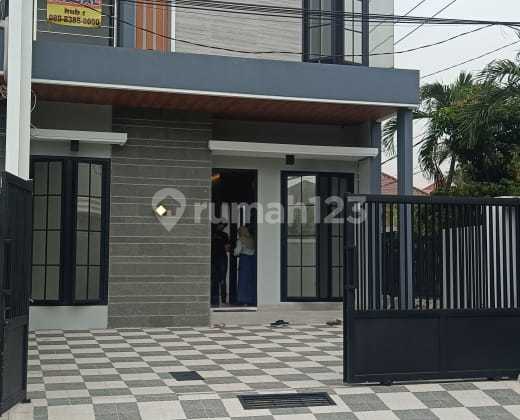 Rumah Baru Gress 2 lantai Scandinavian Luxury Lokasi Premium Sutorejo Prima depan Lap. Tennis 2