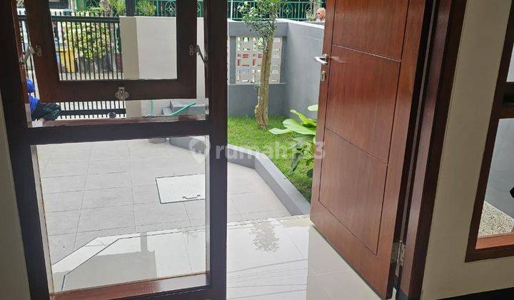Rumah baru gress 2 lantai Minimalis di Surabaya Selatan Perum Menanggal - Wisma Bungurasih 2