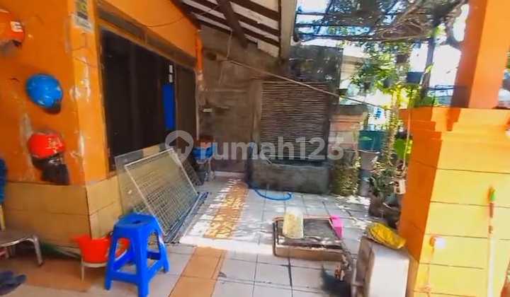 Below Market Price - Rarely Available Ready-to-Occupy House in Bendul Merisi, South Surabaya Below Market Price - Rarely Available Ready-to-Occupy House in Bendul Merisi, South Surabaya