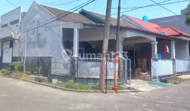 Rumah Taman Pondok Jati Luas Tanah 192M2 - Posisi Hook Rumah Taman Pondok Jati Luas Tanah 192M2 - Posisi Hook