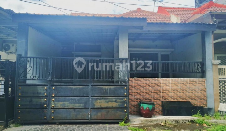 Rumah Siap Huni - View Taman, Tidak Hadap Rumah Tetangga | Wiguna Selatan, Surabaya Timur Rumah Siap Huni - View Taman, Tidak Hadap Rumah Tetangga | Wiguna Selatan, Surabaya Timur