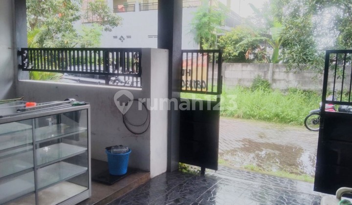 Rumah Siap Huni - View Taman, Tidak Hadap Rumah Tetangga | Wiguna Selatan, Surabaya Timur 2