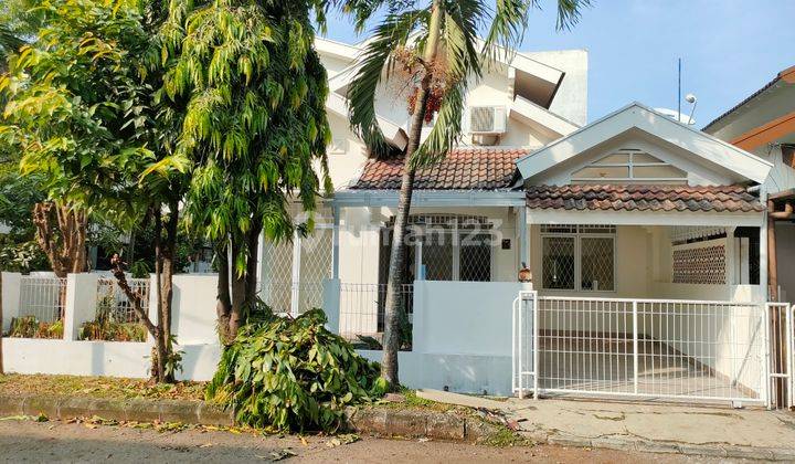 Rumah Cantik siap huni lokasi strategis Bintaro sektor 6  harga nego  2