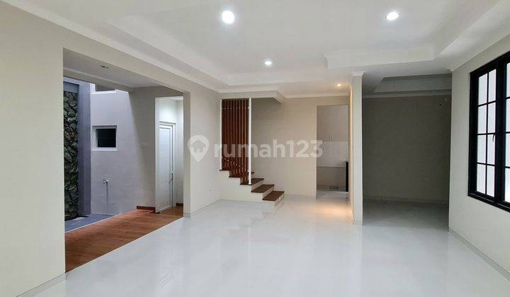 Rumah Dijual Bintaro Jaya Sektor 6 Baru Siap Huni Lokasi Strategis Keamanan 24 Jam  2