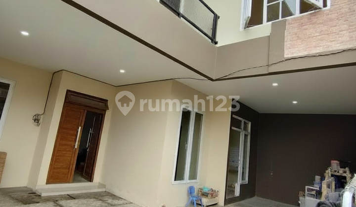 Rumah Dijual di Dekat Stasiun KRL Universitas Pancasila, Cluster Islami