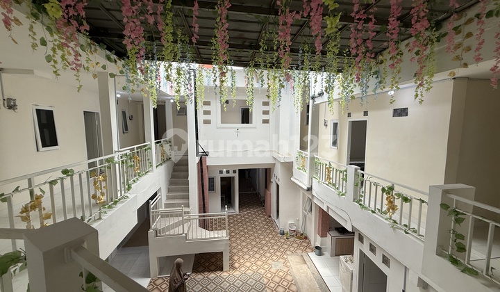 Rumah Kost Dijual BSD Tangerang Selatan LT 672M² SHM 43 Kamar Rumah Kost Dijual BSD Tangerang Selatan LT 672M² SHM 43 Kamar