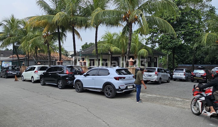 Dijual Restoran Sunda Tinggal Meneruskan 2800m2, SHM, Ada Kolam Renang