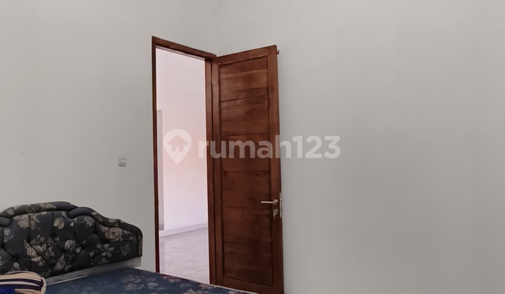 Rumah Komplek 200 M² Siap Huni Ulujami Jakarta Selatan 2