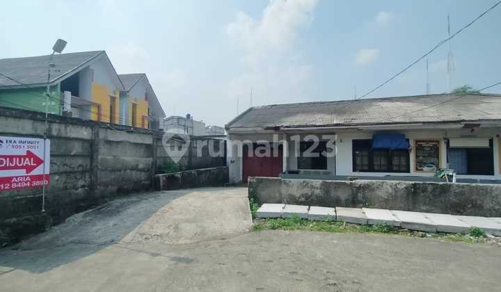 Rumah Butuh Renovasi SHM - Sertifikat Hak Milik di Karang Tengah