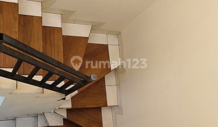 Rumah Bagus SHM di Komplek Dolog Duren Sawit