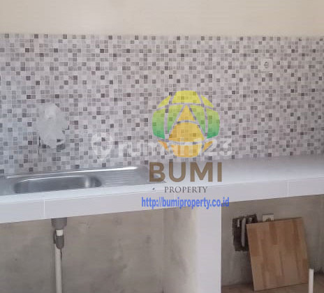 Rumah bagus 1 lantai siap huni di gentan, solo 2