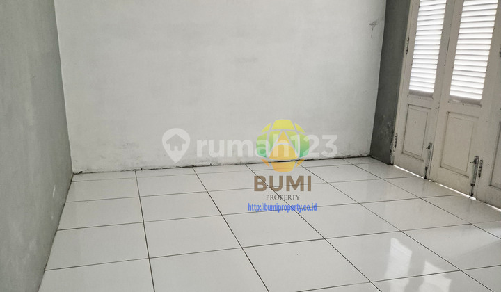 Rumah 2 lantai lokasi komplek perumahan dekat fajar indah 2