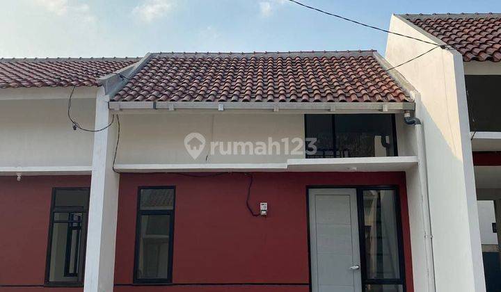 Rumah Cantik Minimalis Mezzanine Nempel Stasiun Depok  1