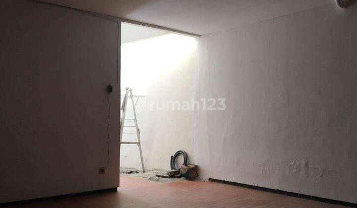 Rumah di Jalan Semolowaru Tengah Surabaya, Surabaya 13