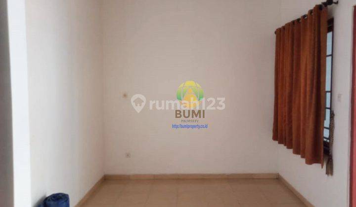 Rumah 2 lantai komplek perumahan di solo baru 2