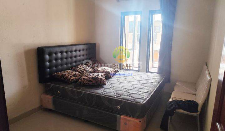 Rumah 2 lantai siap huni furnished di komplek perumahan solo baru 2