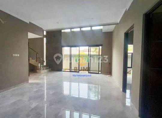 Rumah elit 2 lantai full furnished di solo baru 2