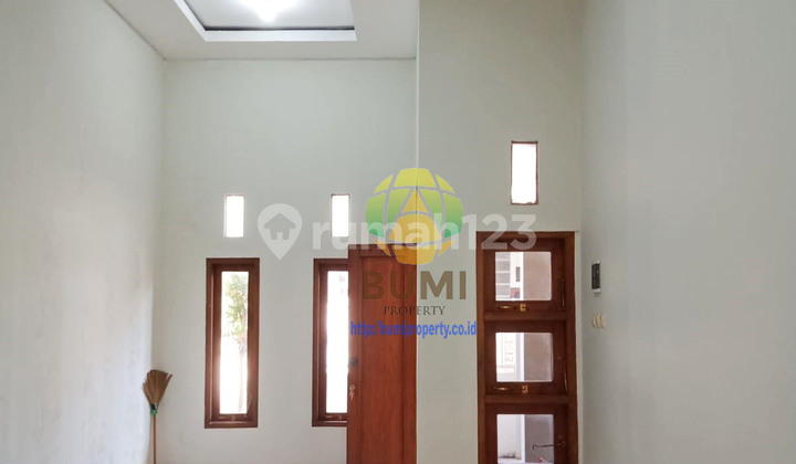 Rumah bagus minimalis siap pakai di komplek perumahan colomadu 1