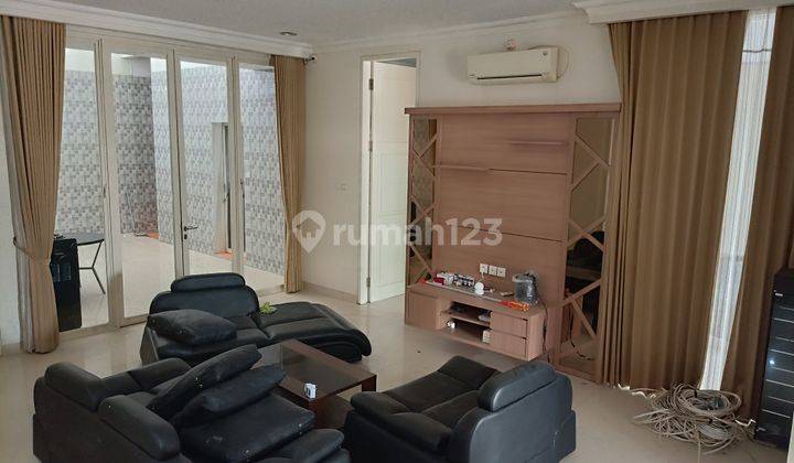 Rumah Sewa Pakuwon City 2 Lantai Siap Huni Tinggal Masuk 3