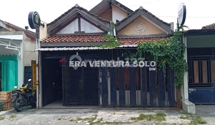 House in a Strategic Location in Makamhaji, Kartasura