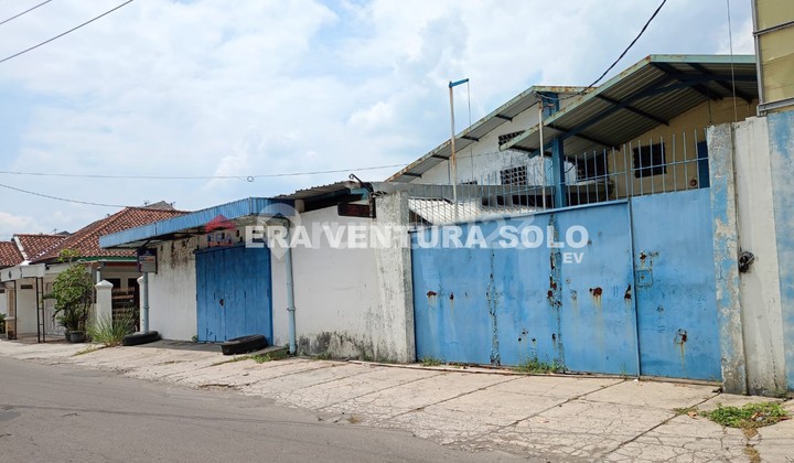 Strategic Ready-to-Use Warehouse Gedongan Colomadu